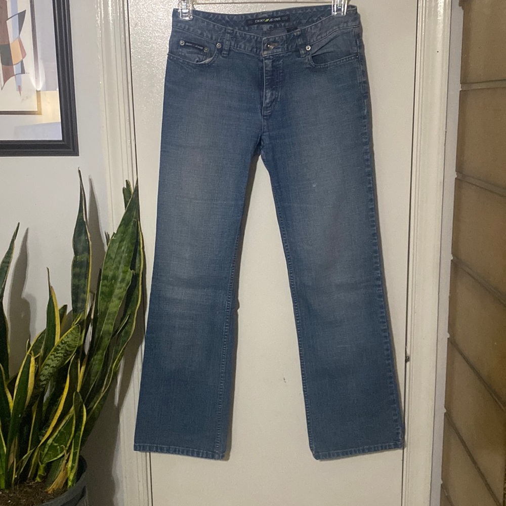 DKNY light wash jeans straight relaxed leg sz 8r